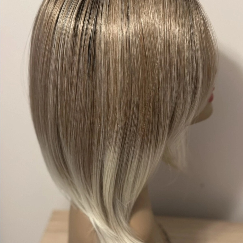 Stylish Blonde Wig for Women